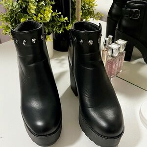 Black Heeled Ankle Booties.